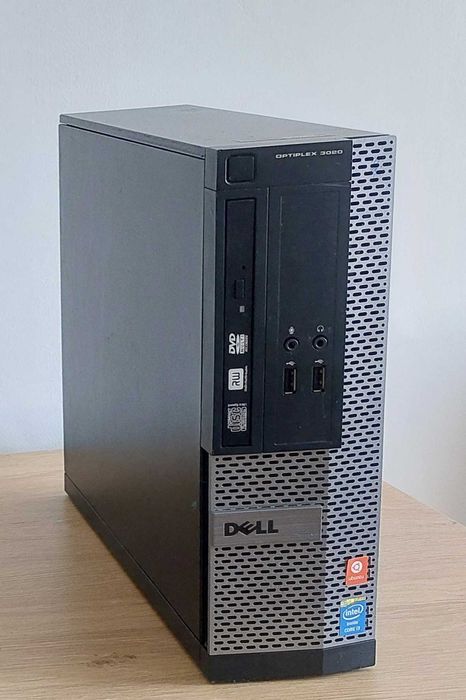 PC desktop DELL SFF (Small Form Factor)