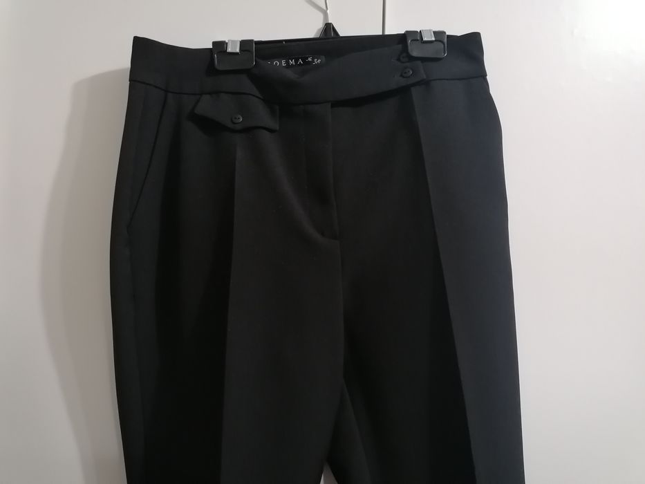 Pantaloni costum