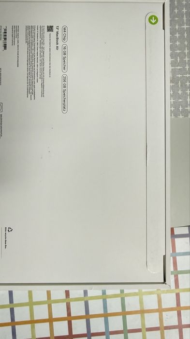 MacBook Air 13” M4 Sigilat