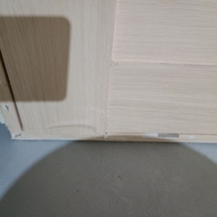 Продам дверь с коробкой