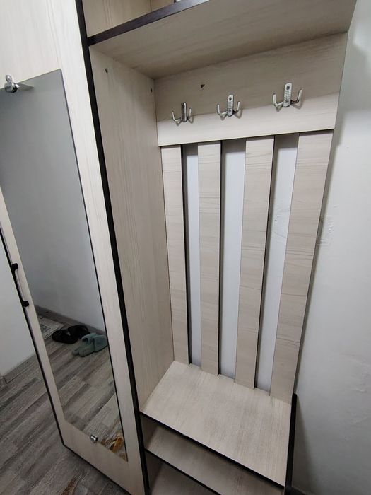 Шкаф для прихожки