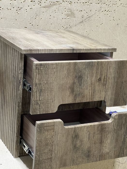 Прикроватные тумбочки