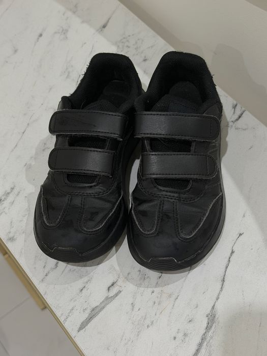 Кроссовки Adidas