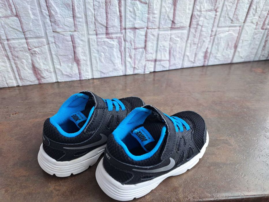 маратонки за момче,кецове,спортни обувки Nike,найк,номер 23,5