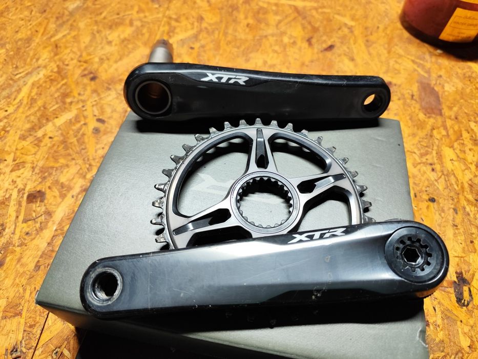 Angrenaj Shimano xtr+foaie