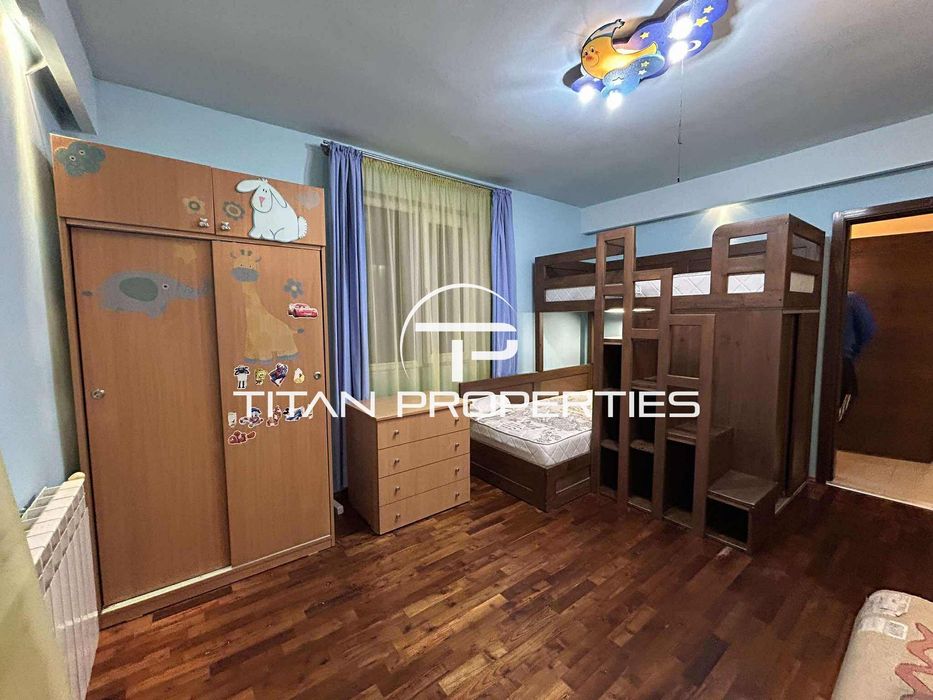 Дава се под наем Тристаен апартамент в Варна, Базар Левски - 110 кв.м за 869 € - Снимка #11