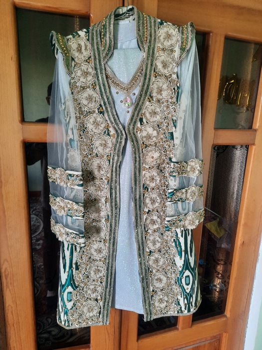 Ansanbl kelinlik libosi