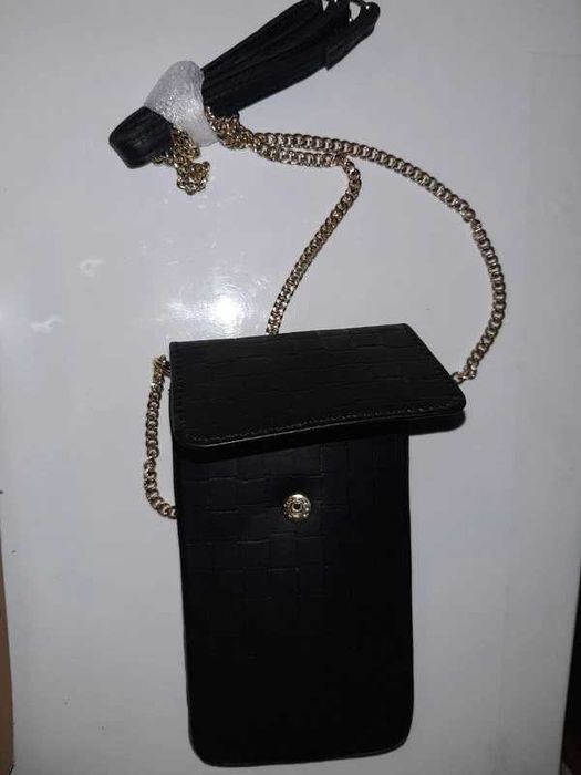 Gentuță din piele naturală pentru telefon cu lanț auriu