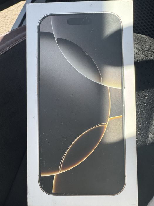 Продам IPhone 16 pro