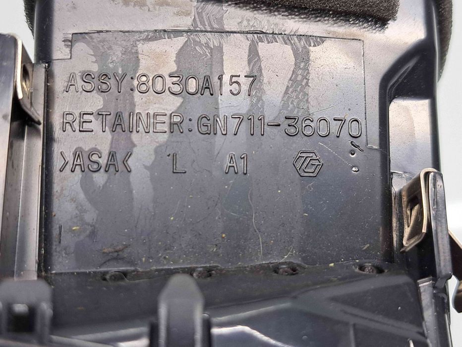 Grila aerisire stanga MITSUBISHI ASX (GA) [Fabr 2010-2020] 8030A157