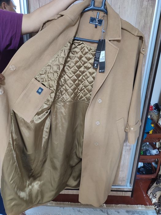 Продается новое пальто