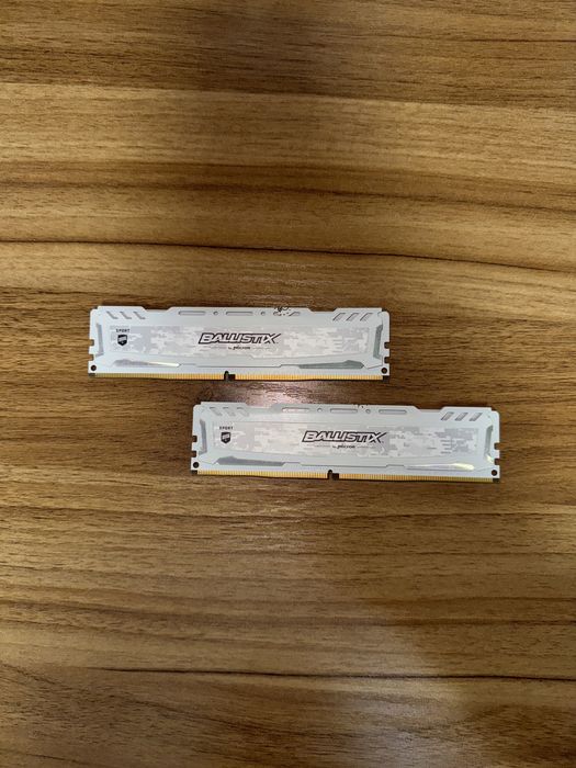 ОЗУ Crucial Ballistix 2x4GB DDR4 (8GB)