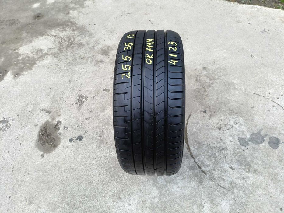 O anvelopa de vara 255 35 19 pirelli p zeo pz4 profil 7 mm dot 4123