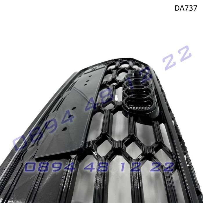 Предна решетка RS Audi Q5 20-23 Пчелна пита черна грил броня ауди