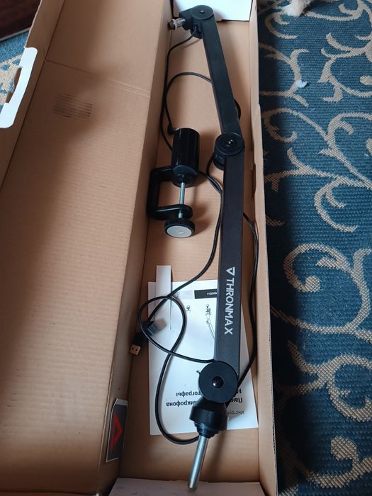 Продам стойку для микрофона