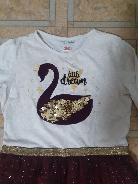 Платье на девочку 10 11 лет