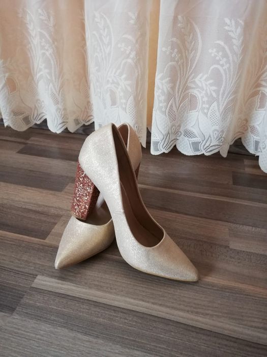 Pantofi dama , Nr.38 și Nr 39