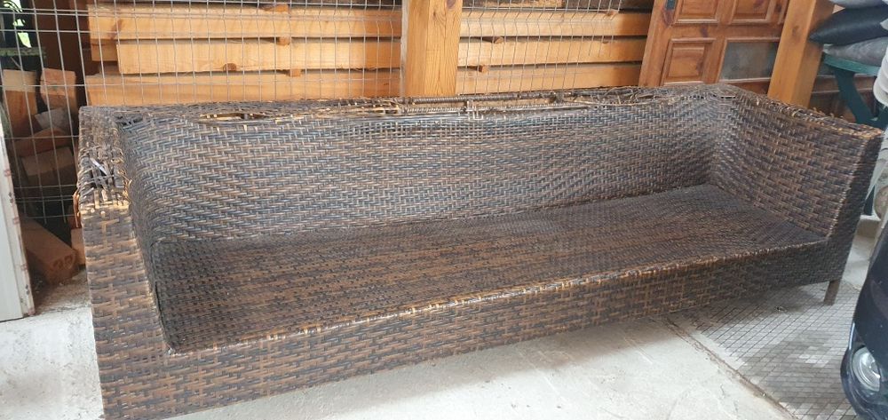 НАМАЛЕН Ратанов диван от Явор