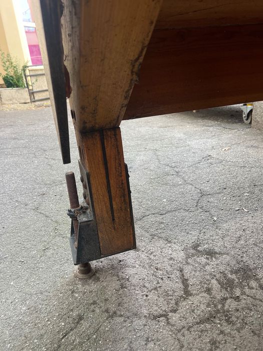 Дървена стълба на колелца от лиственник