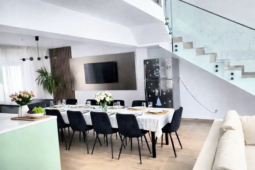 Vilă Bran cu piscină încălzită 35°C + saună