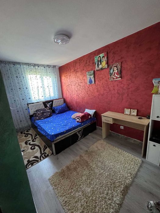 Vand Apartament 4 camere