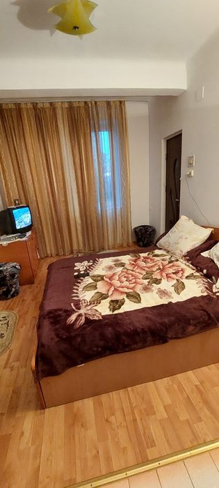 Apartament 3 camere.