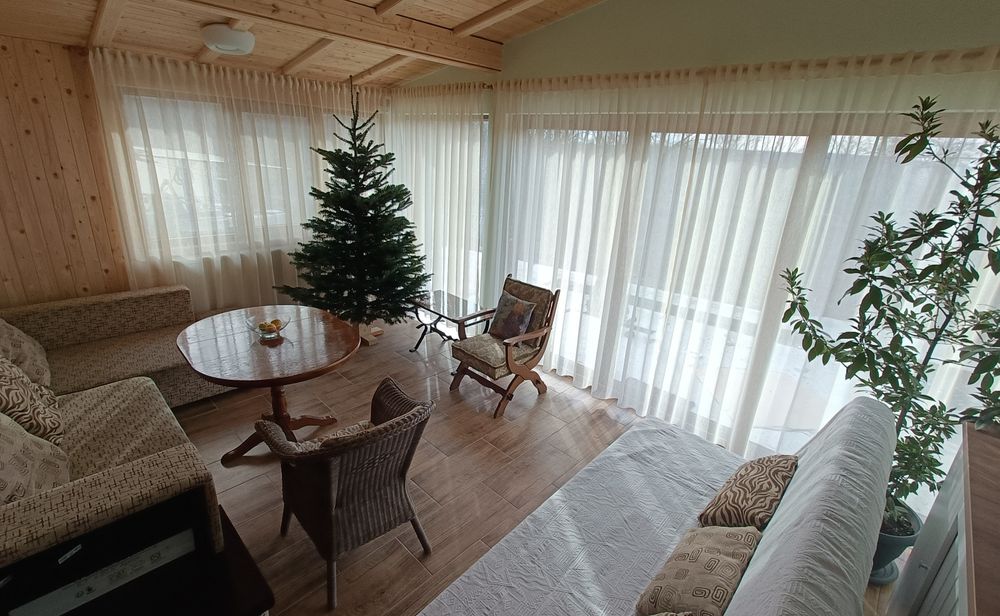 Casă noua complet utilata Șimnicu de Sus - pârâu, iaz, lângă padure