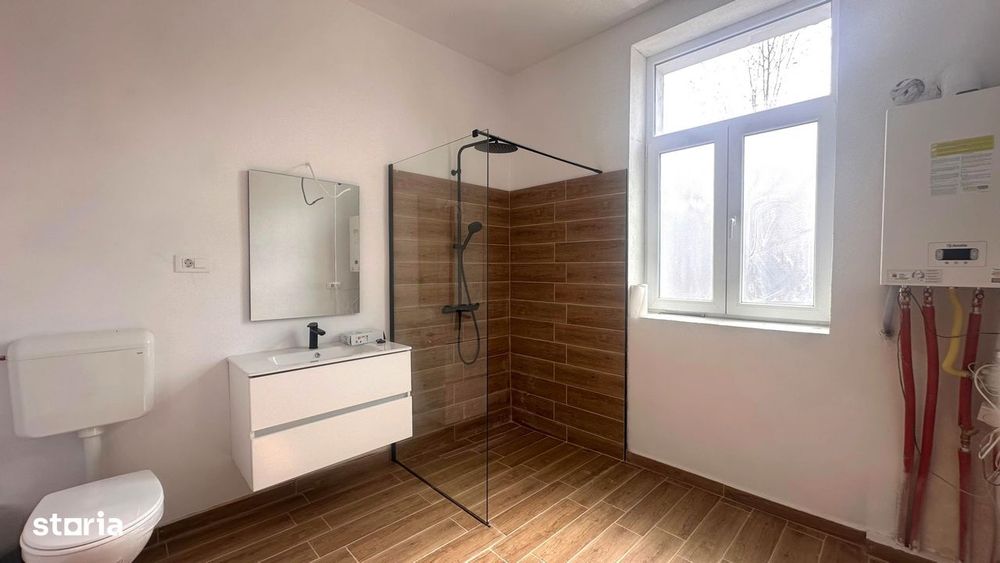 Apartament la casa zona Piata Cluj