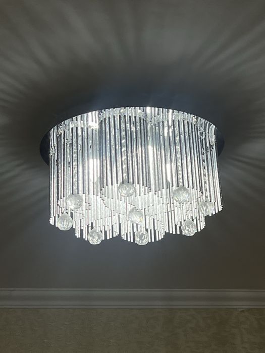 Люстра, потолочная