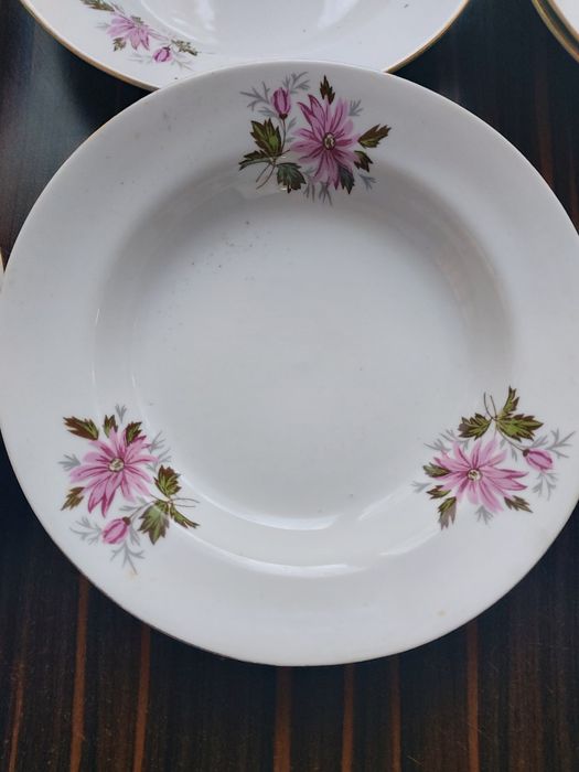 Дълбоки чинии 9 броя