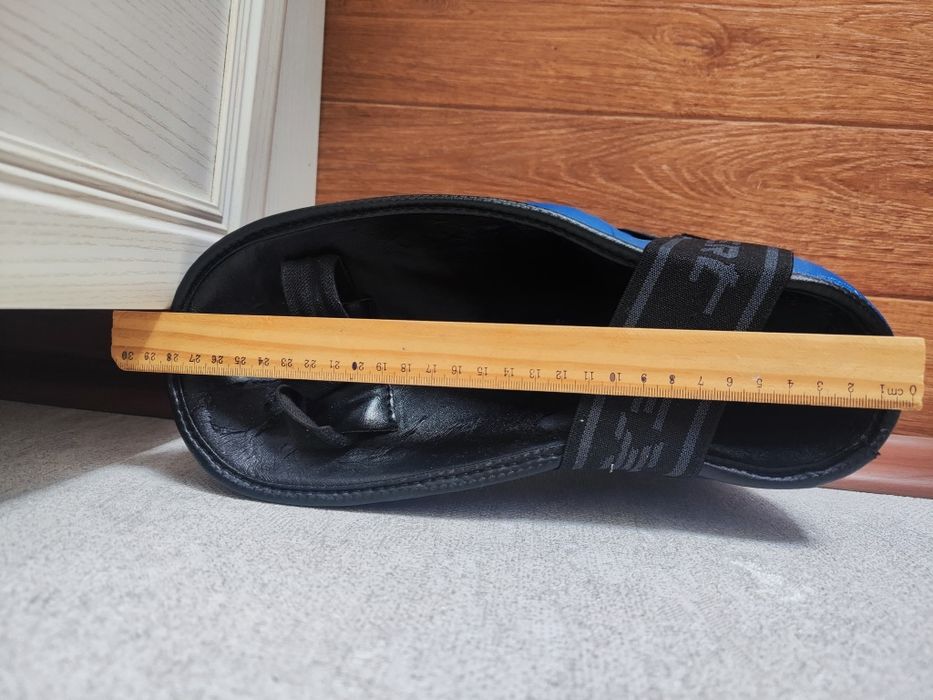 Шлем, футы, перчатки