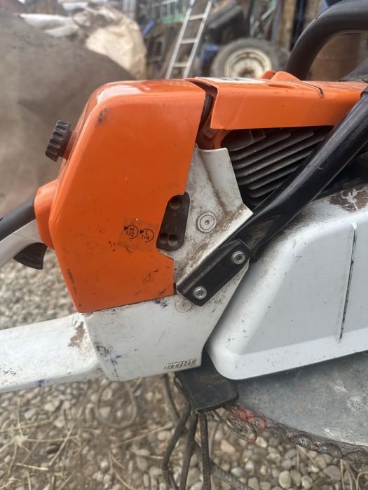 Drujba Stihl MS880