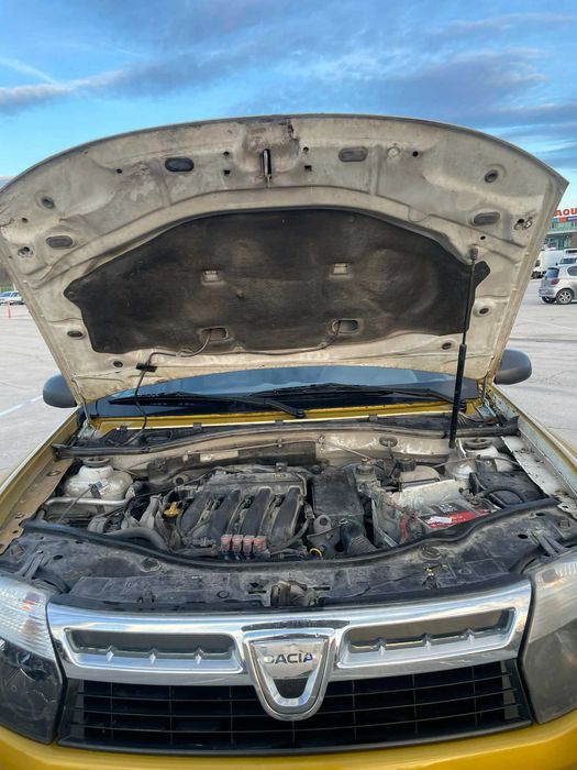 Dacia Duster 1.6 газ/бензин