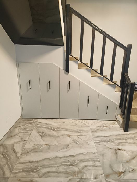 Mobilier la comanda
