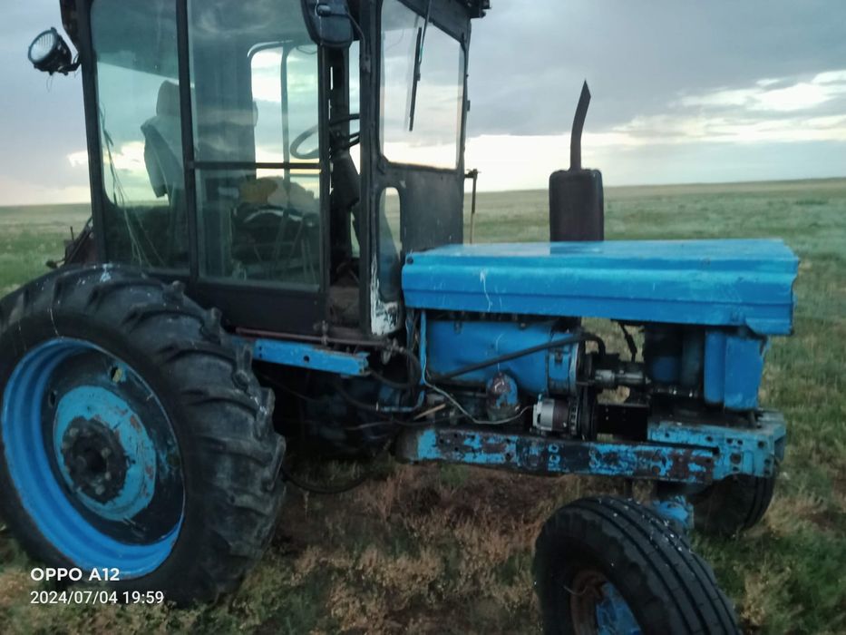 Продам трактор т-28