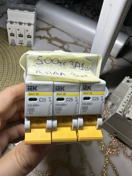 Продам автоматы новые