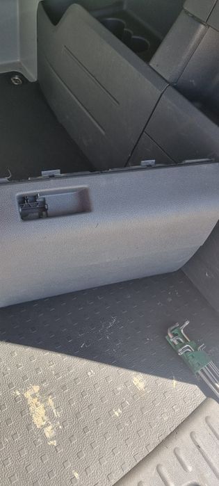 Жабка за VW CADDY 2011-2016