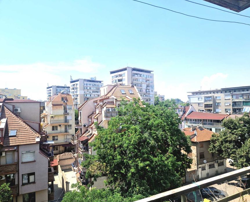 Продава се Тристаен апартамент в Пловдив, Каменица 1 - 97 кв.м за 2217 €/кв.м - Снимка #11