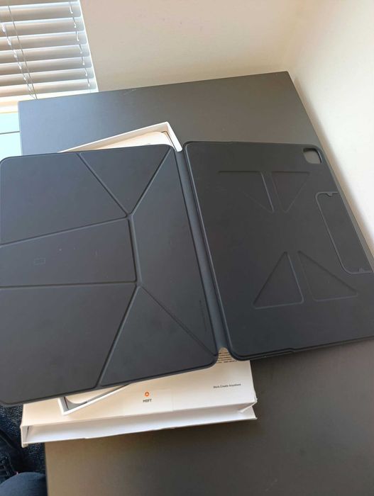 Husa MOFT iPad 13" m5/m4