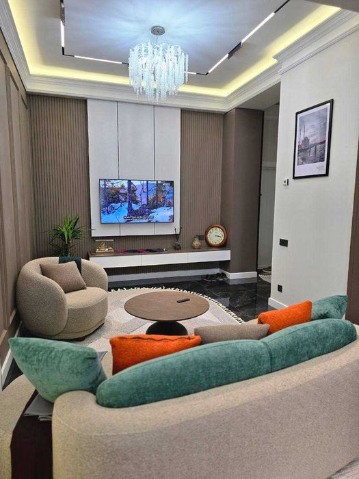 СРОЧНО!!! Сдается Новая Шикарная квартира 2/5/9  Ор-р Дружба Народов !