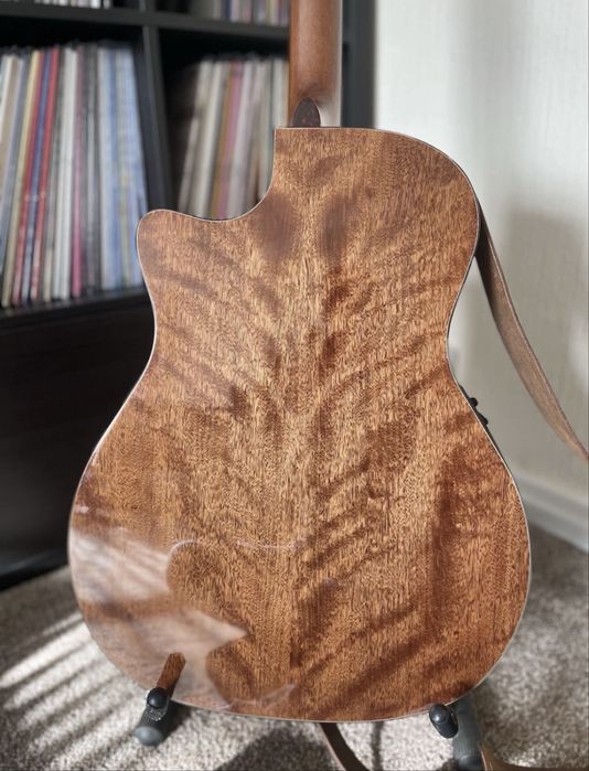 Електро-акустична китара Fender CA-360SCE Mahagony