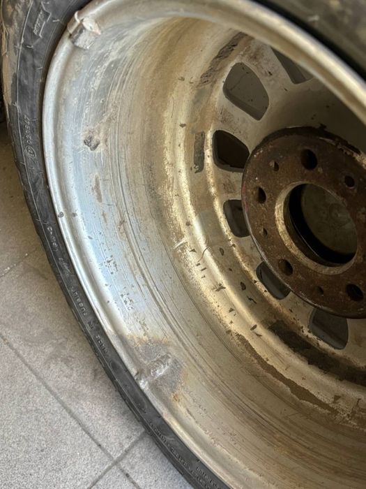 Продам диски на BMW