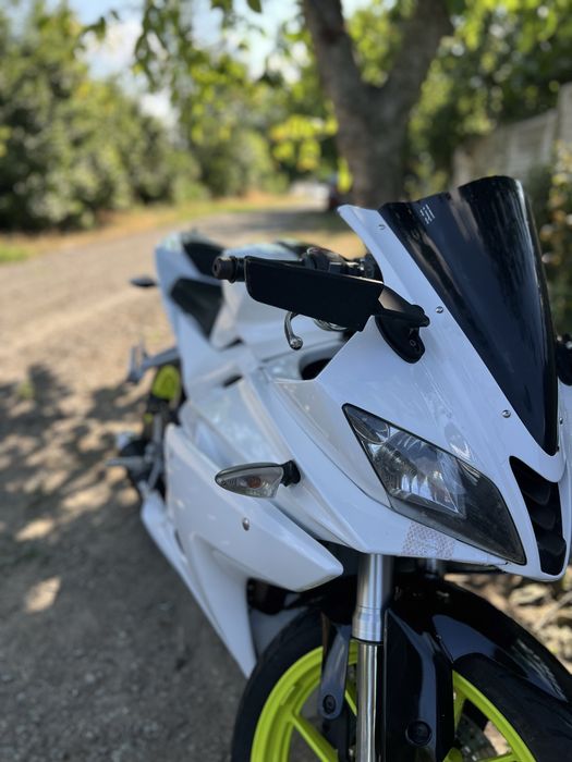 Yamaha Yzf R125 2016