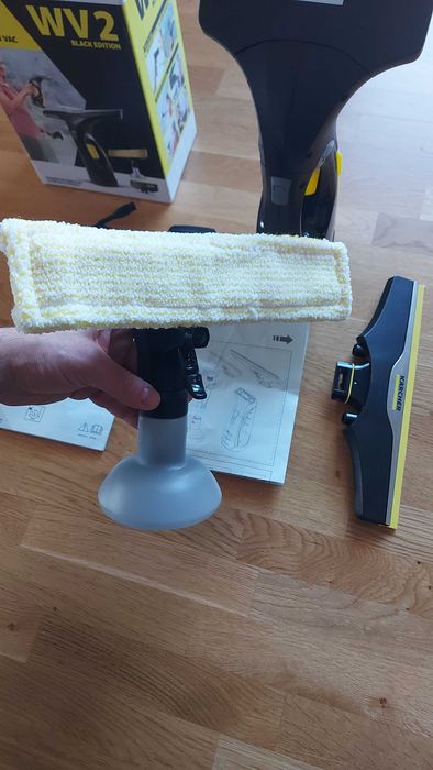 Стъклочистачка KARCHER WV 2 PREMIUM Работа на батерия