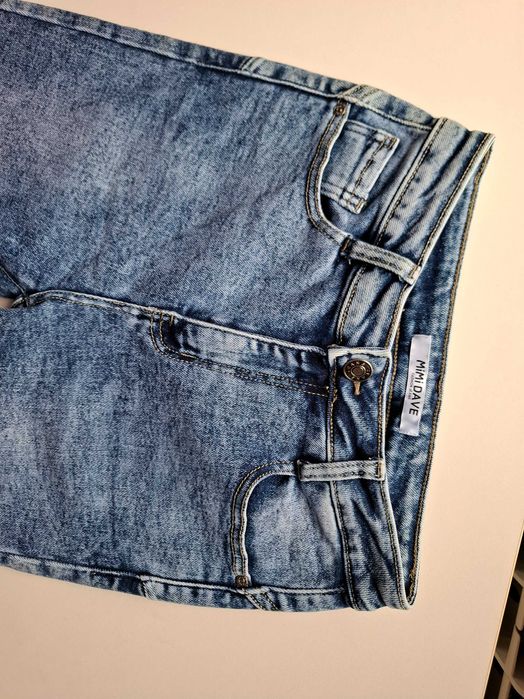 Чисто нови , дамски еластични слим дънки - размер 27 с повдигащ ефект