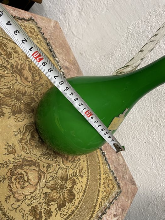 Италианска ваза от разтопено стъкло опалин