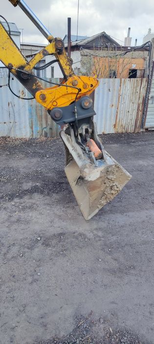 Аренда колёсного экскаватора