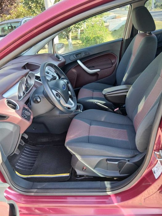 Ford Fiesta 1.3 Benzină 82 CP 2009