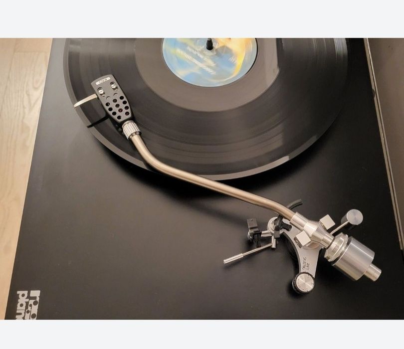 Rega Planet cu Coral pickup