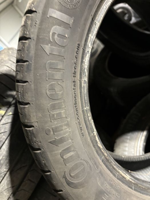Anvelope vara 215/55/17 set Continental